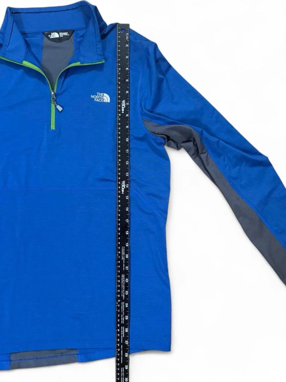 The North Face Blue Lightweight Quarter Zip Pullover Gray Sleeve Panels Men’s M